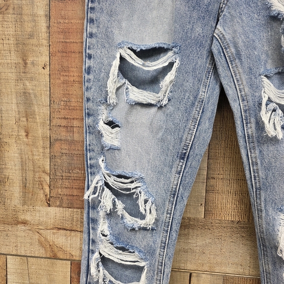 Kancan Acid Wash Distressed Ankle Side Slit High Rise Jeans Raw Hem Size 3 New - Picture 8 of 10